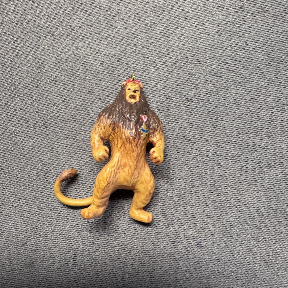 Wizard of Oz Ornaments - Picture 9 of 13
